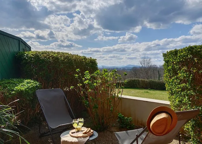 T1 Bis Avec Piscine Vue Golf Et Montagnes